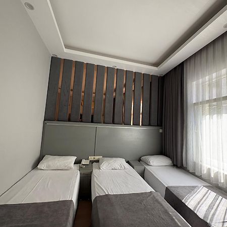 Crowned Plus Hotel อิสตันบูล ภายนอก รูปภาพ