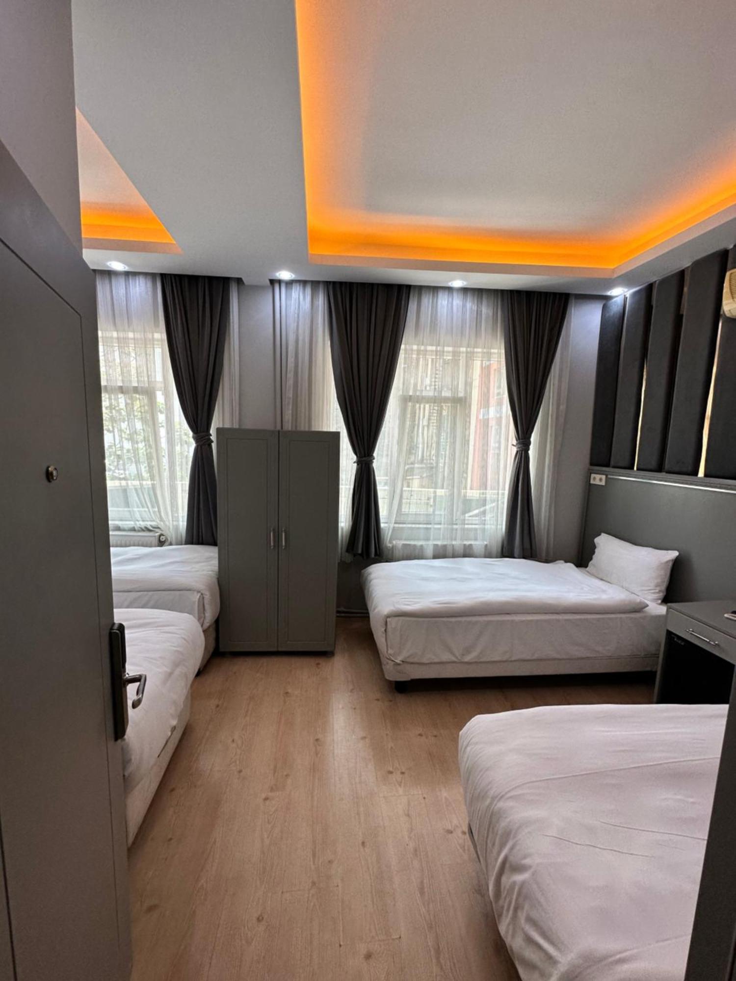 Crowned Plus Hotel อิสตันบูล ภายนอก รูปภาพ